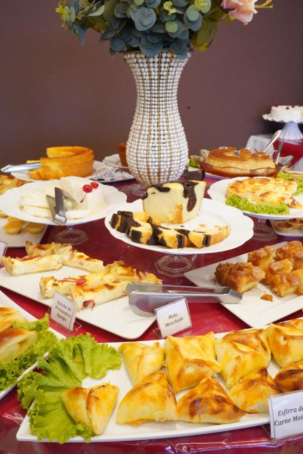 Pak Suites Hotel ลูอิส เอดัวร์โด มากาเลส ภายนอก รูปภาพ