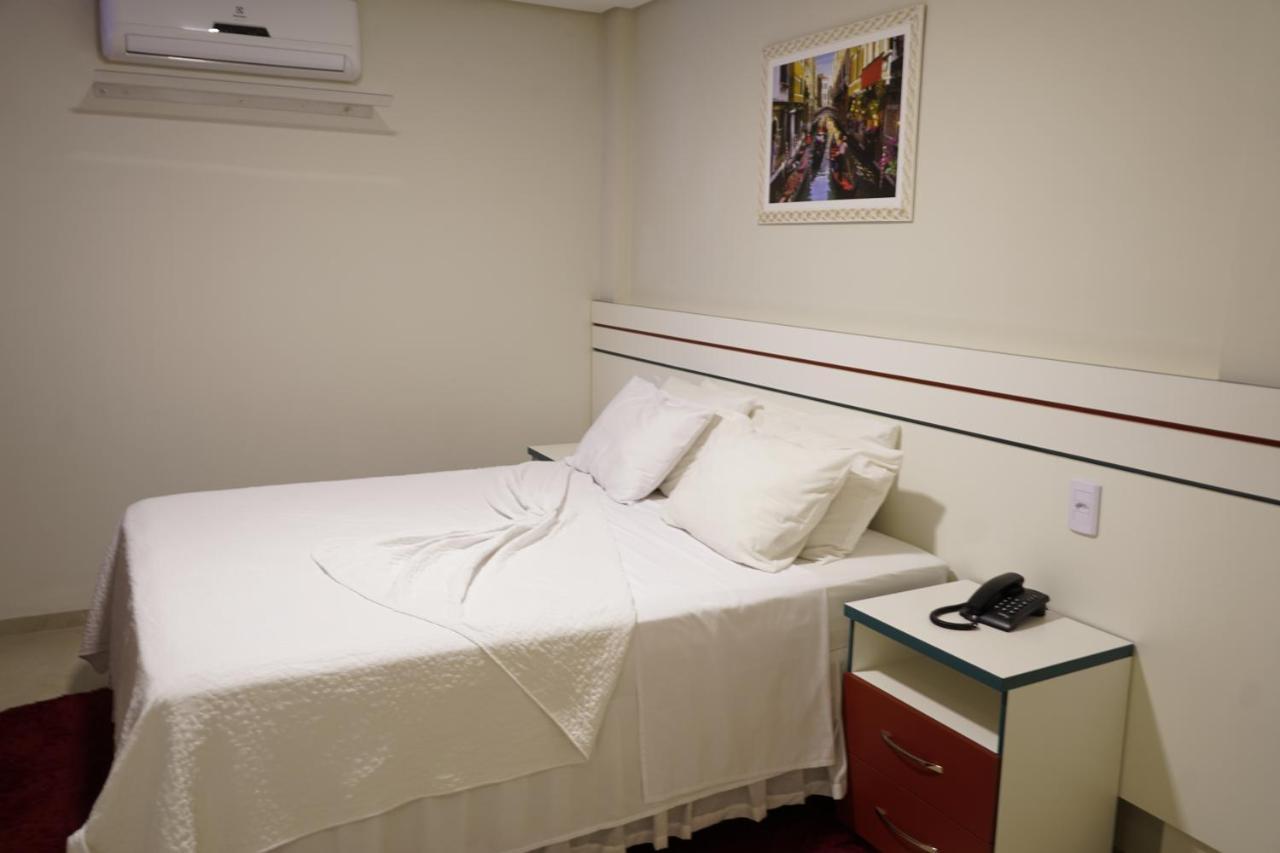 Pak Suites Hotel ลูอิส เอดัวร์โด มากาเลส ภายนอก รูปภาพ