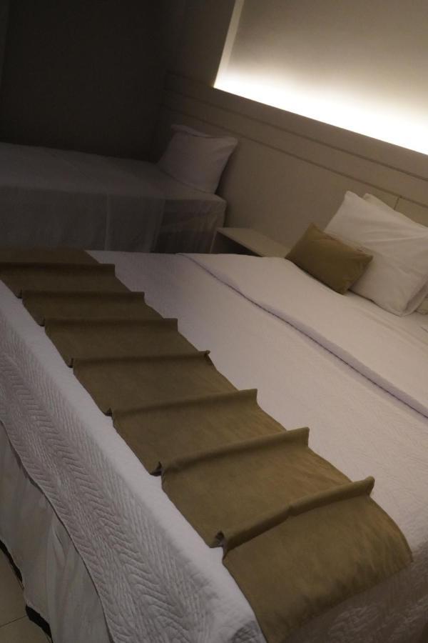 Pak Suites Hotel ลูอิส เอดัวร์โด มากาเลส ภายนอก รูปภาพ